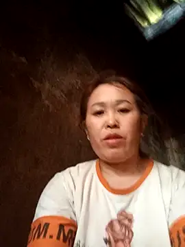 dakota-kis online show from 04/12/26, 01:32