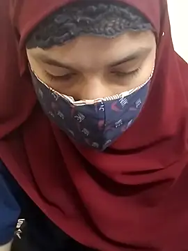 Snapshot of rukhsar_ chatting on 02/16/26, 06:20 rukhsar online show from 02/16/26, 06:20