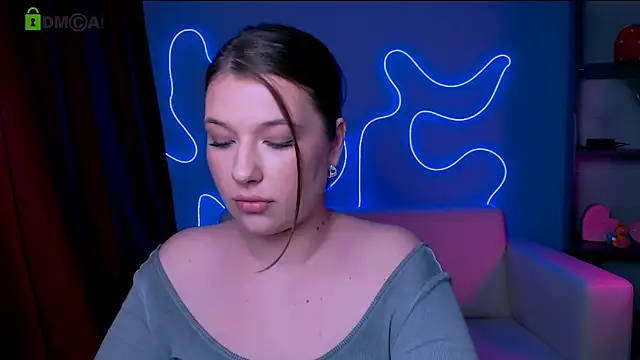 aurora kiss   online show from 01/09/26, 08:21