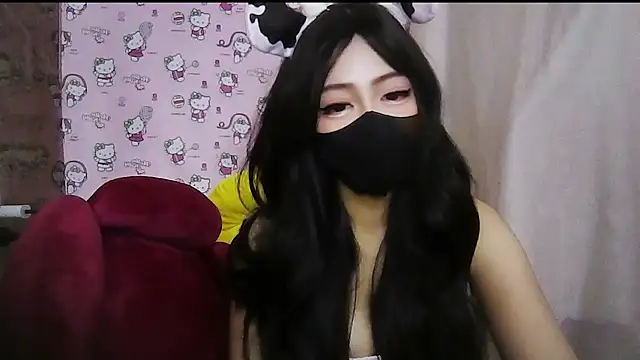 Girl-wets online show from 03/05/26, 09:38