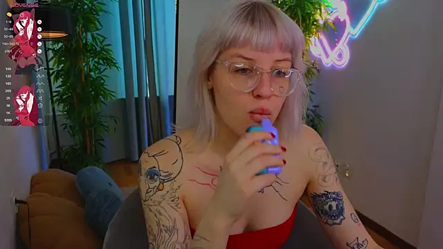 no 1dea online show from 04/12/26, 07:35