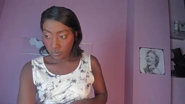 Isaa jonnes  online show from 01/14/26, 03:01