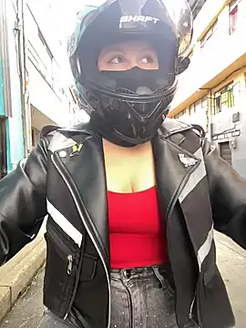 Scarlet auraa online show from 05/31/26, 08:32