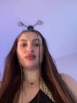 BabyKamiTV online show from 02/12/26, 12:33