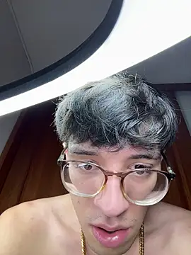 ArthurDavies  online show from 02/09/26, 03:54