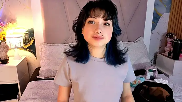 Snapshot of Sienna_Desiree chatting on 06/13/26, 10:35 Sienna Desiree online show from 06/13/26, 10:35