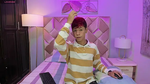 Snapshot of Dante_x06 chatting on 01/07/26, 11:56 Dante x06 online show from 01/07/26, 11:56