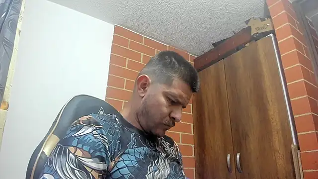 sexcolombia20 online show from 04/13/26, 10:54