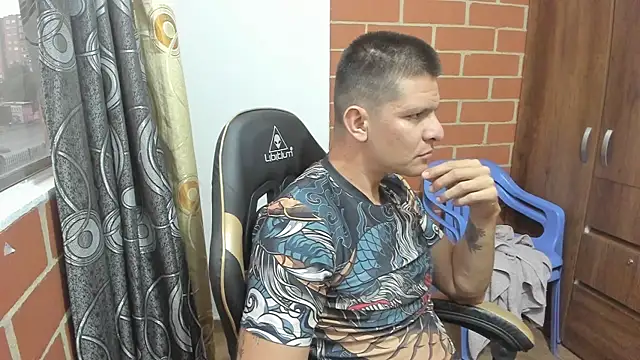 sexcolombia20 online show from 04/15/26, 11:28