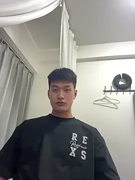 nanda108520 online show from 04/19/26, 11:20