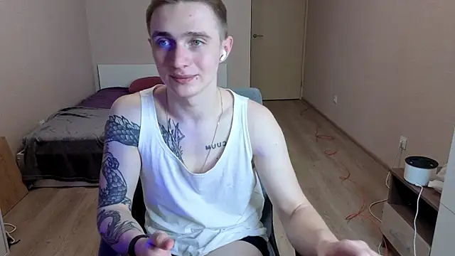 LEO  MILLER online show from 04/13/26, 10:37