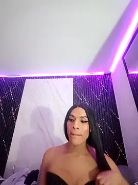 Snapshot of Isis_Hot__ chatting on 03/02/26, 07:59 Isis Hot online show from 03/02/26, 07:59