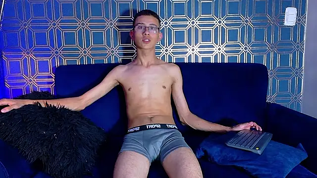 asher lux online show from 02/05/26, 08:13