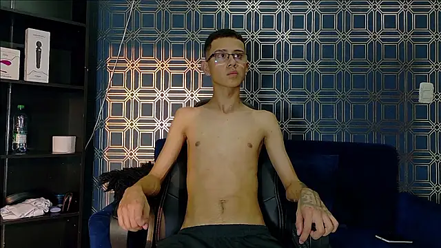 asher lux online show from 02/09/26, 07:40