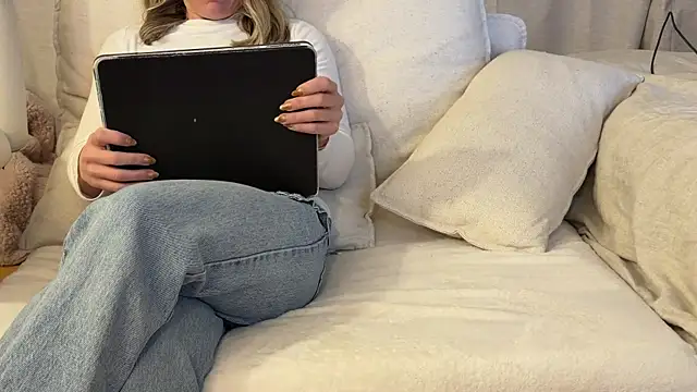 Ambrrr online show from 03/25/26, 11:00