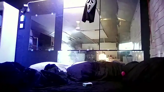 Bigbrowneyes25 online show from 03/01/26, 06:32