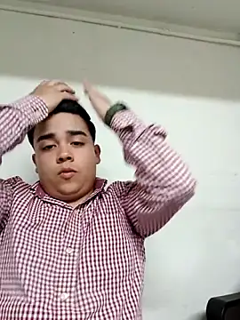 Snapshot of Yosoyelmismo-6737 chatting on 02/01/26, 10:30 Yosoyelmismo-6737 online show from 02/01/26, 10:30