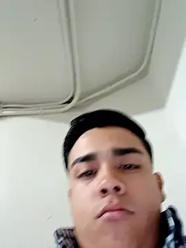 Snapshot of Yosoyelmismo-6737 chatting on 02/08/26, 10:24 Yosoyelmismo-6737 online show from 02/08/26, 10:24