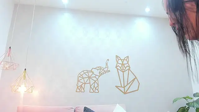 RavenPeachy online show from 01/05/26, 08:45