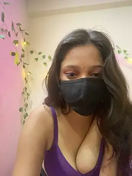Snapshot of sexyyy_sonia chatting on 07/13/26, 05:54 sexyyy sonia online show from 07/13/26, 05:54