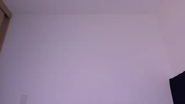Pikashu7u7 online show from 04/01/26, 03:07
