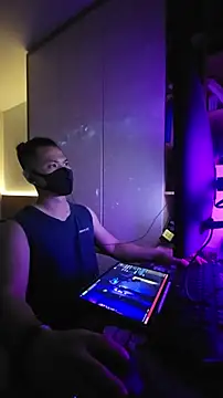 OnlyHand9x online show from 03/29/26, 05:35