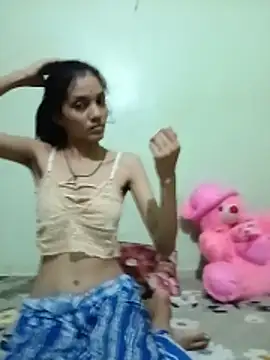 Honey lily-93 online show from 06/09/26, 05:24