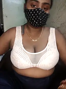 Hotty Nishaa online show from 03/26/26, 09:59