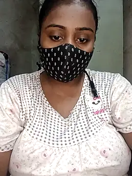 Hotty Nishaa online show from 04/04/26, 08:39