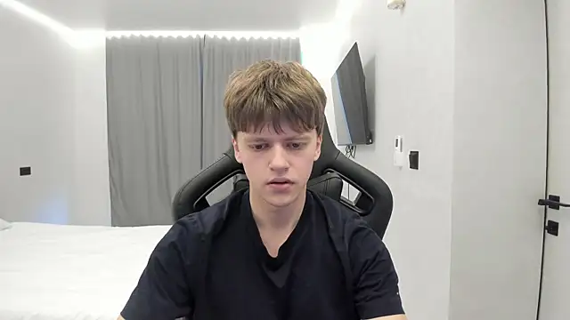 bonekoambalabu online show from 04/17/26, 02:20