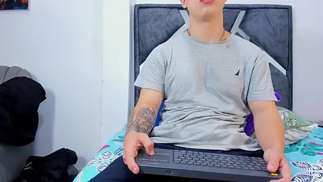 Liam saint online show from 02/18/26, 12:12