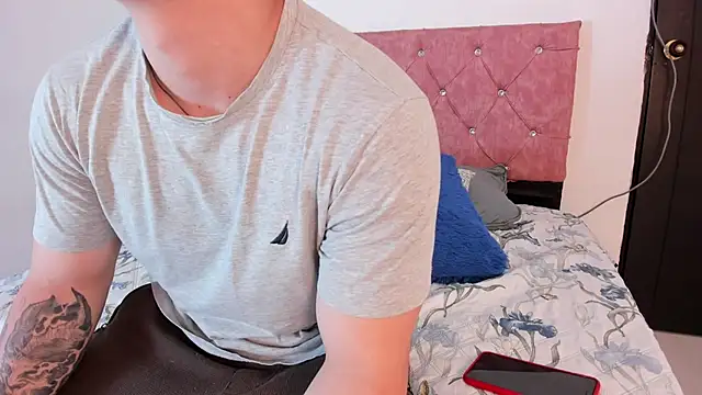Snapshot of Liam_saint chatting on 06/29/26, 01:11 Liam saint online show from 06/29/26, 01:11