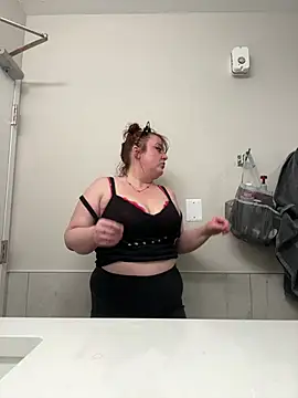 KittyCreamKisses online show from 02/01/26, 03:05