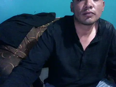 latinomoreno95 online show from 05/16/26, 12:07