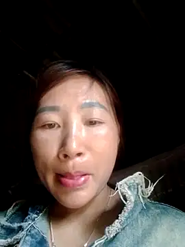 Fading roses online show from 04/17/26, 02:14