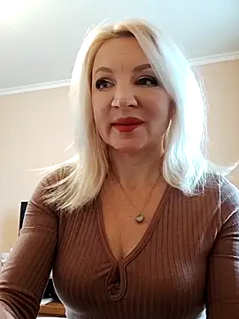 Snapshot of MiraStar984 chatting on 02/22/26, 01:53 MiraStar984 online show from 02/22/26, 01:53