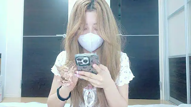 Sena o0 online show from 03/09/26, 12:09