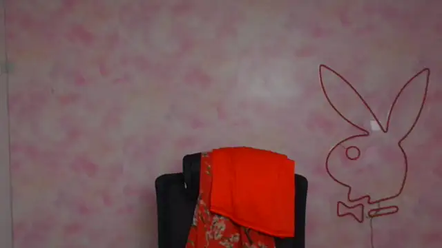 Snapshot of Madonna_Fire chatting on 03/25/26, 06:30 Madonna Fire online show from 03/25/26, 06:30