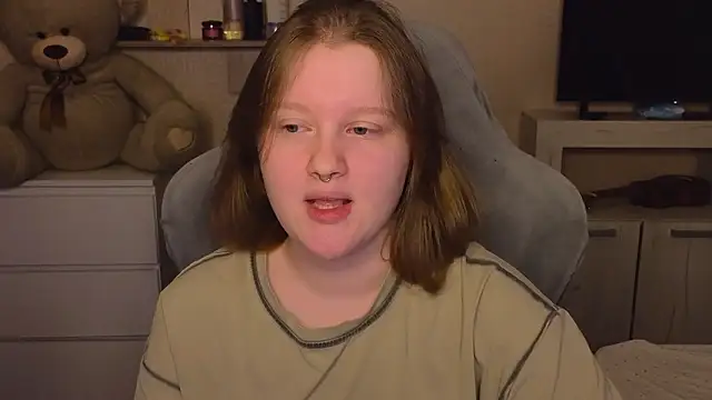 Ol1via online show from 03/27/26, 01:55