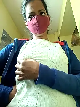 Namrta cute online show from 02/11/26, 02:49