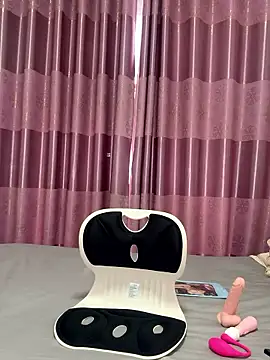 Snapshot of Jingjingxiang-520 chatting on 01/13/26, 05:46 Jingjingxiang-520 online show from 01/13/26, 05:46