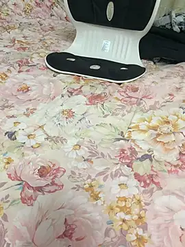 Snapshot of Jingjingxiang-520 chatting on 01/15/26, 03:16 Jingjingxiang-520 online show from 01/15/26, 03:16