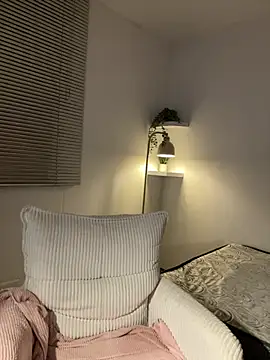 evelynrosess1 online show from 03/27/26, 01:33