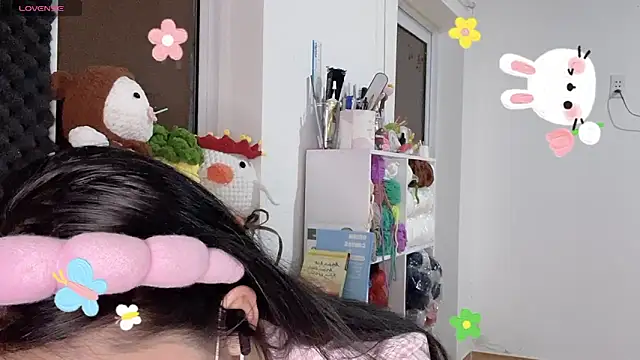 Tieu-May online show from 03/24/26, 09:20