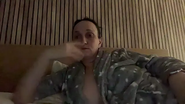 MissMidnight online show from 01/08/26, 05:43