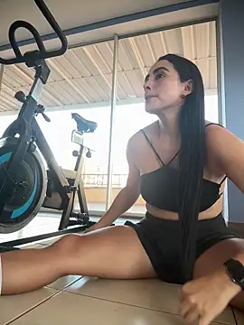 RoseOnYou online show from 03/19/26, 09:41