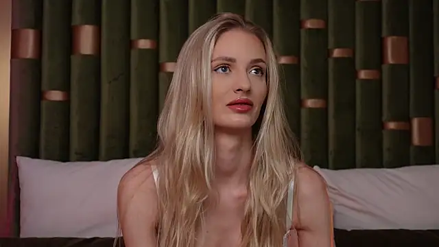 AmeliaAngel online show from 01/20/25, 09:13