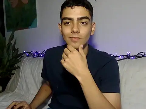 Colombian0baby online show from 01/14/26, 09:20