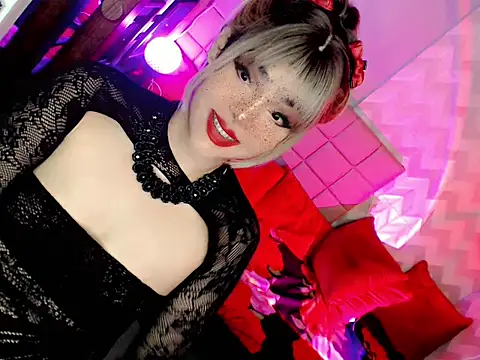 Snapshot of BEYBIDOMME chatting on 05/13/26, 11:18 BEYBIDOMME online show from 05/13/26, 11:18