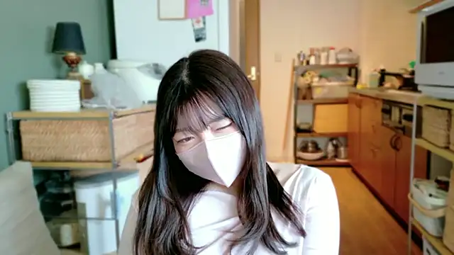   Yui  online show from 02/10/26, 02:04